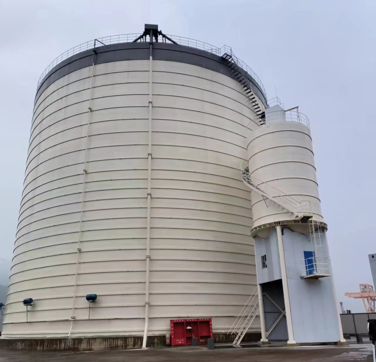 清新10万吨水泥钢板库